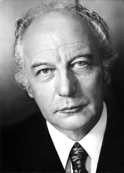 Porträtfoto Walter Scheel als Bundespräsident, 1974