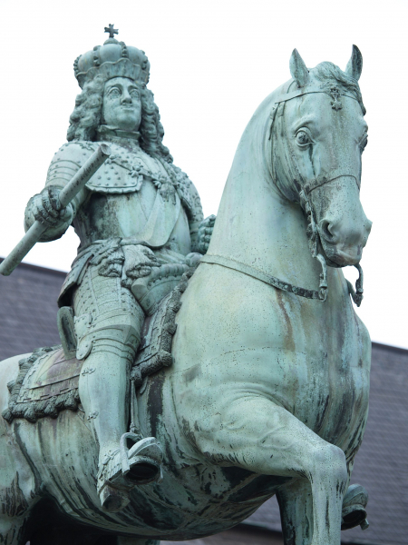 Das Reiterstandbild Kurfürst Johann Wilhelms von Pfalz-Neuburg von Gabriel Grupello (1644-1730), 1703/1711, auf dem Düsseldorfer Marktplatz, 2008
