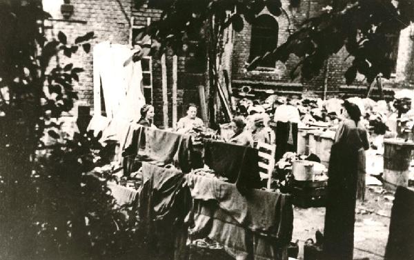 Juden im Sammellager Köln-Müngersdorf, zwischen 1942 und 1944